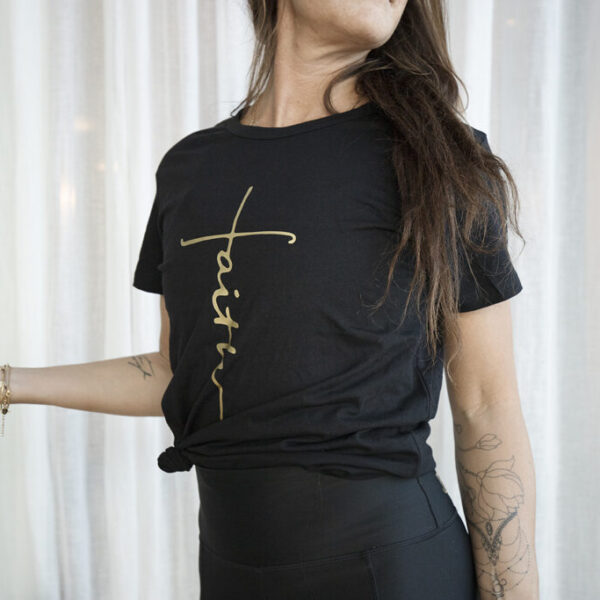 t-shirt faith