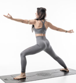 Limited Edition SALE! New! VACKRALIV YOGA PERFECT FIT SEAMLESS Lacework Leggings, grey