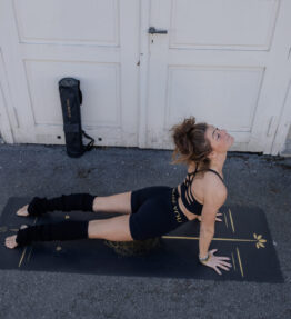 New! VL MAGICAL SOFT SKIN HOT PANTS BE MORE YOU, svart