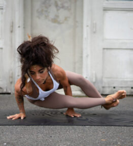 New! VL MAGICAL SOFT SKIN LEGGINGS Extra High, brown/beige
