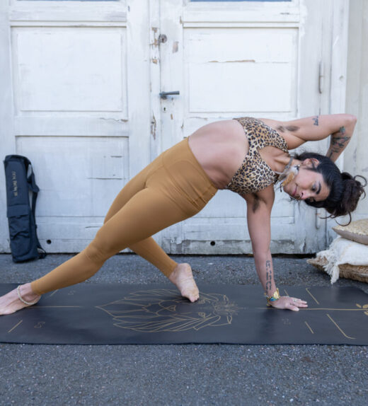 mustard leggings