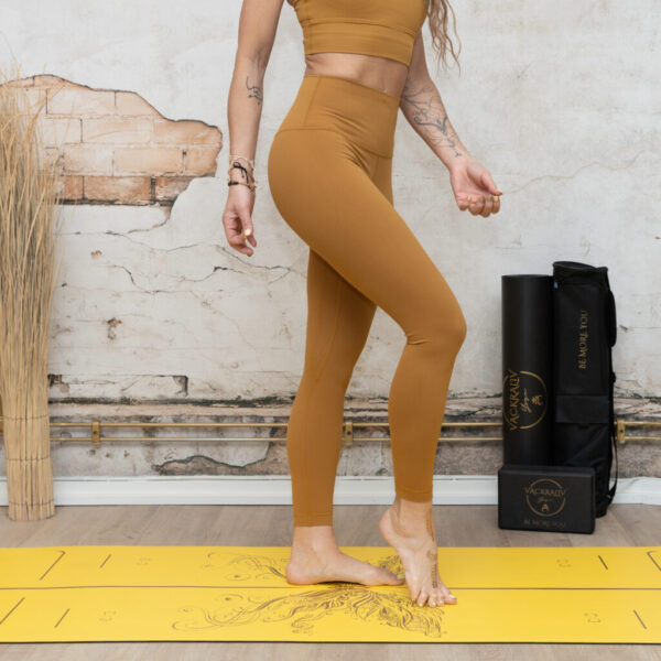 mustard leggings