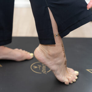 SALE! VL Dressy Magical Soft Skin Leggings Wide Split side, black