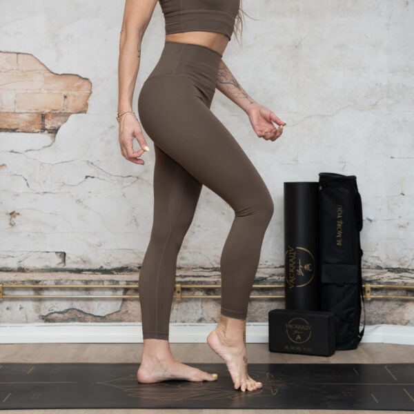 brown leggings