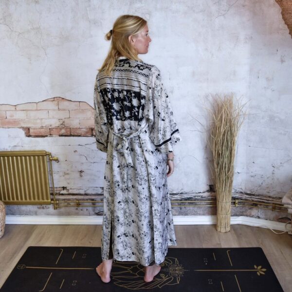 kimono
