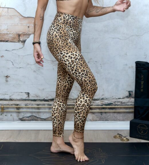 leopard leggings