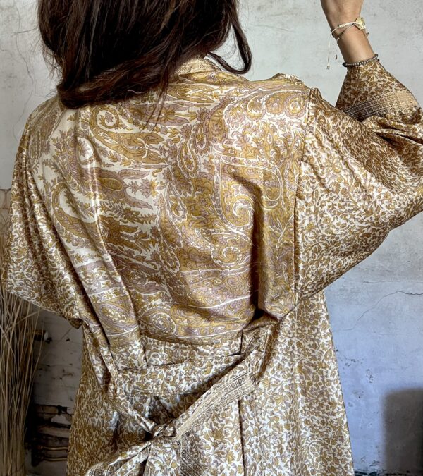 New! VL x WithSegerqvist KIMONO SILK Be More You, Summer Gold - Bild 3