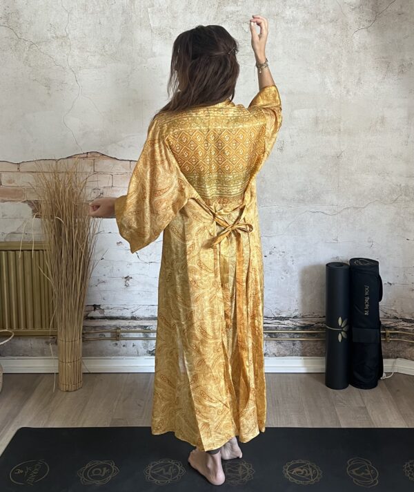 New! VL x WithSegerqvist KIMONO SILK Be More You, Yellow Flower - Bild 4